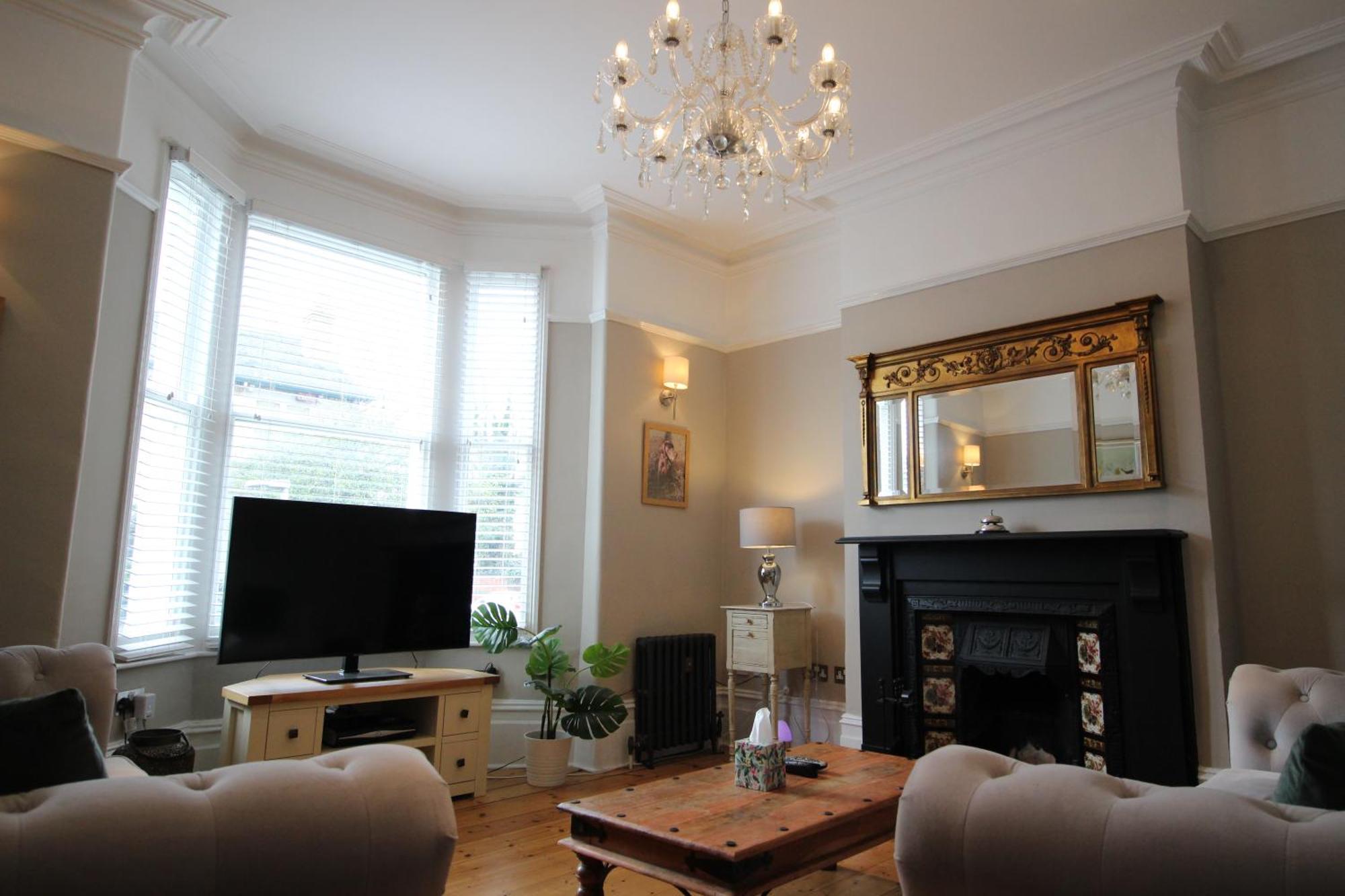 Orwell Villa Elegant Period 5 Bed Close To Town Sleeps 15 Cheltenham Exterior foto